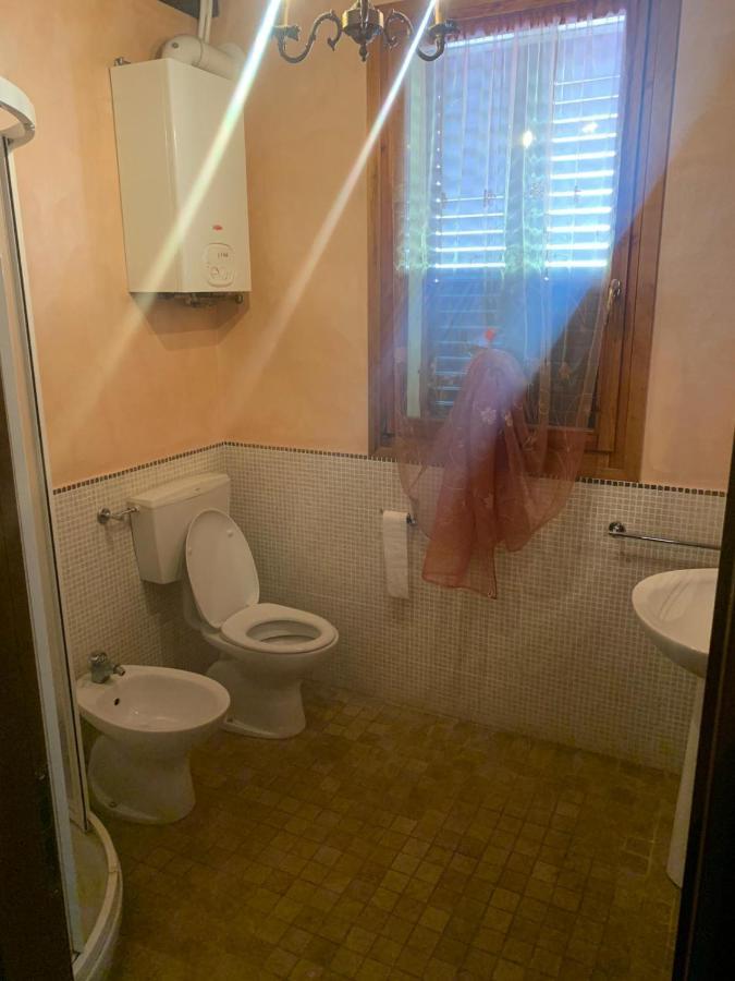 B&B Dal Fiocinino Comacchio Kültér fotó