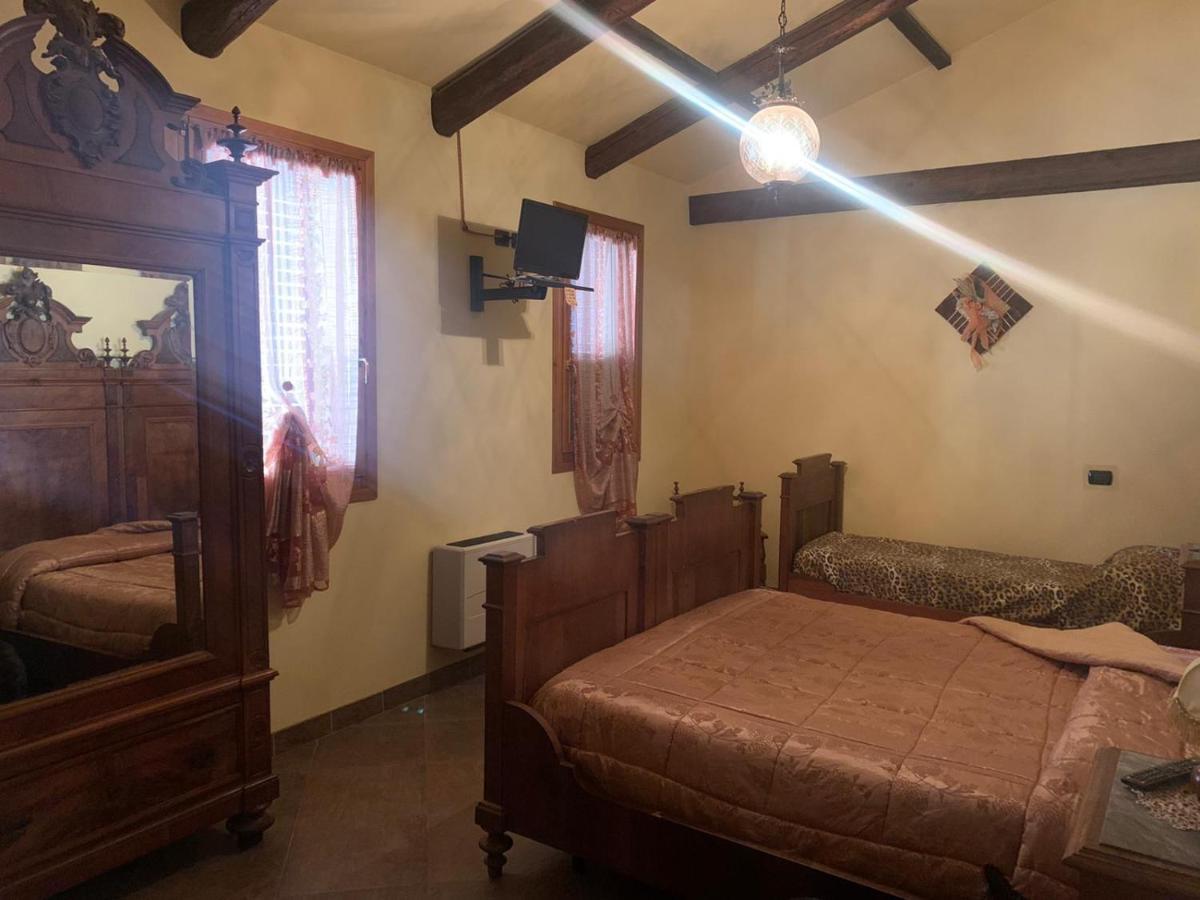 B&B Dal Fiocinino Comacchio Kültér fotó